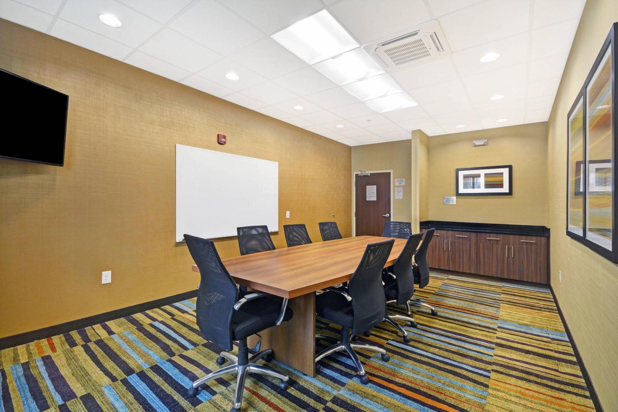 Fairfield Inn & Suites By Marriott Savannah Sw/Ричмонд-Хилл Экстерьер фото