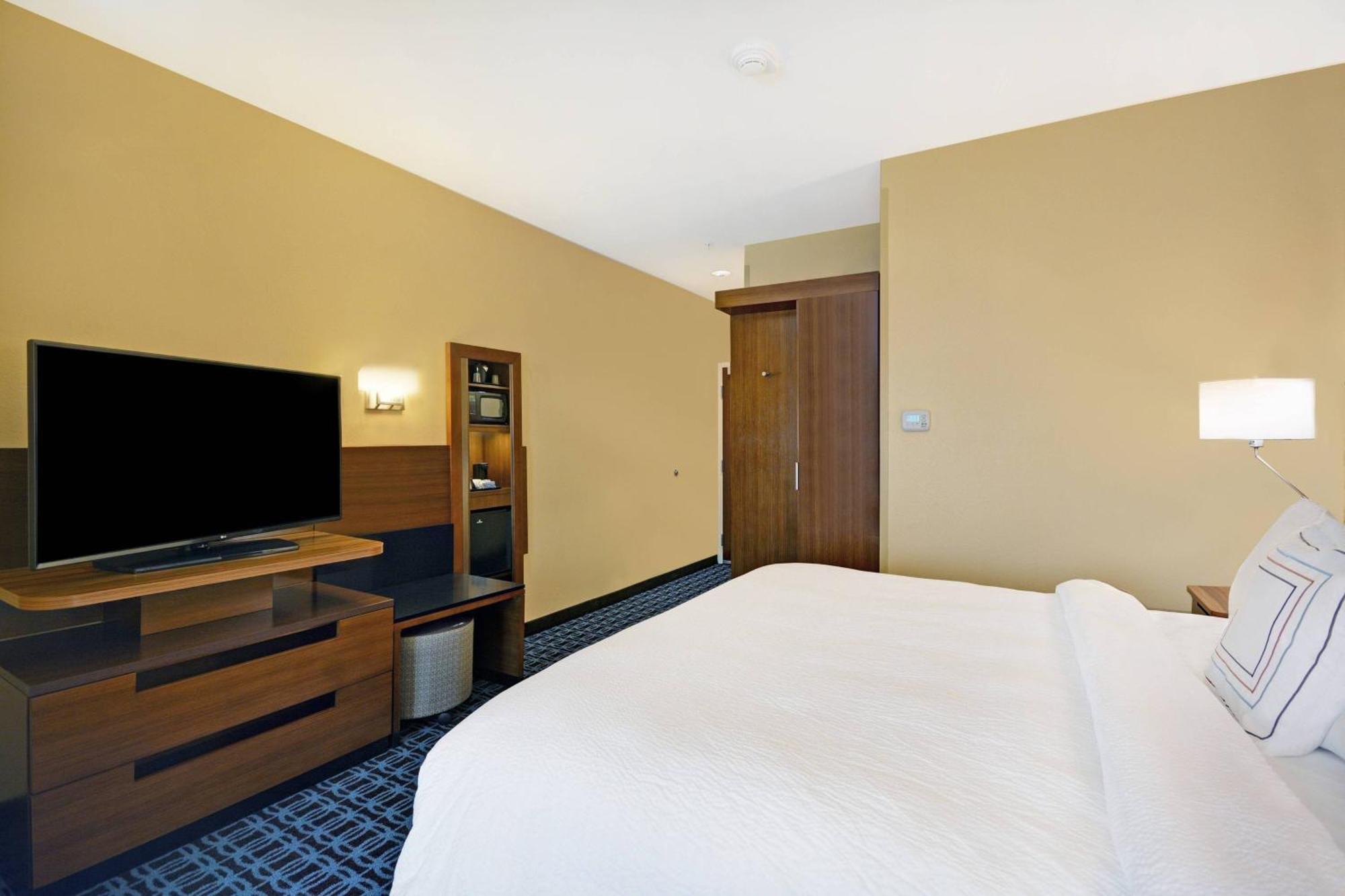 Fairfield Inn & Suites By Marriott Savannah Sw/Ричмонд-Хилл Экстерьер фото
