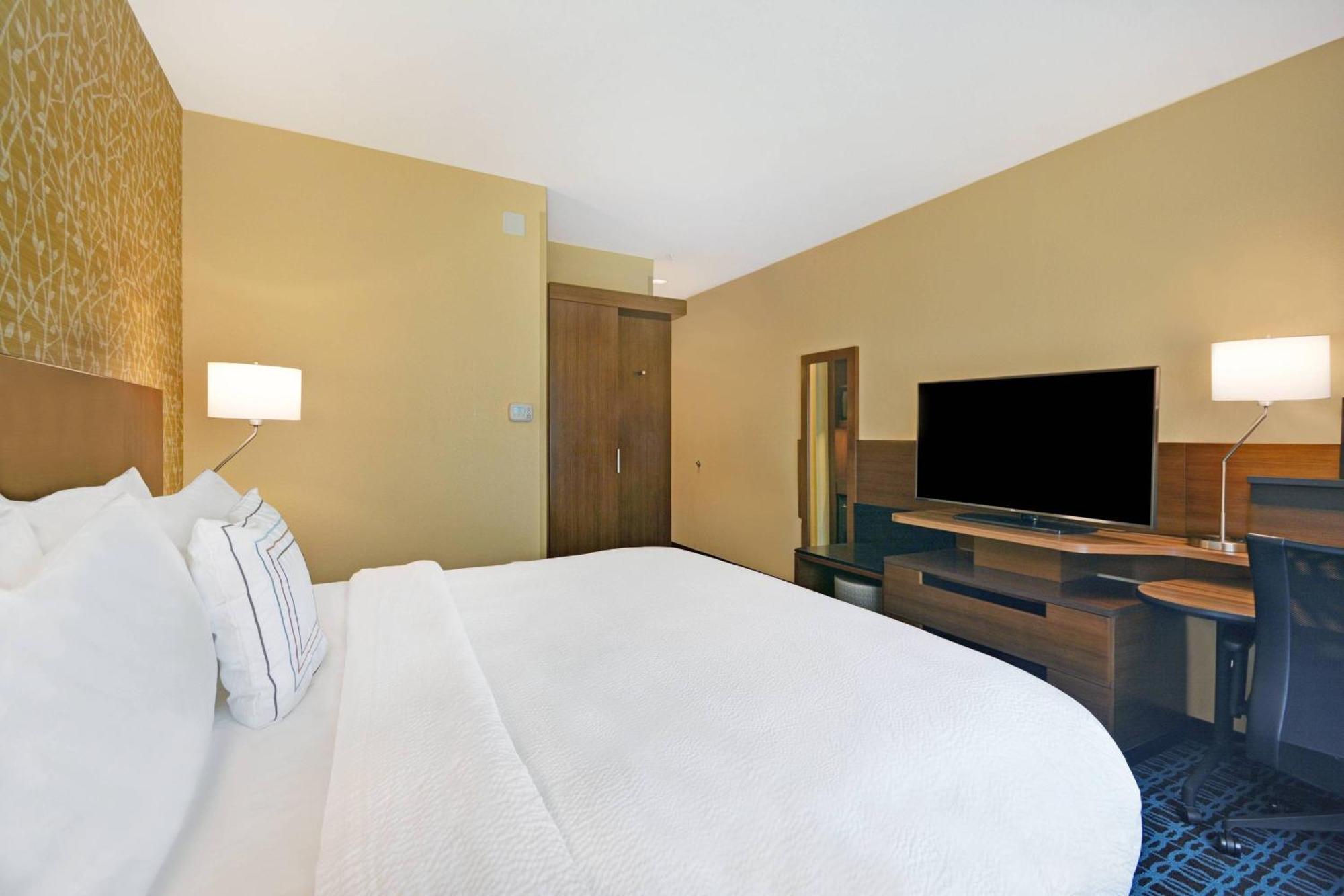 Fairfield Inn & Suites By Marriott Savannah Sw/Ричмонд-Хилл Экстерьер фото