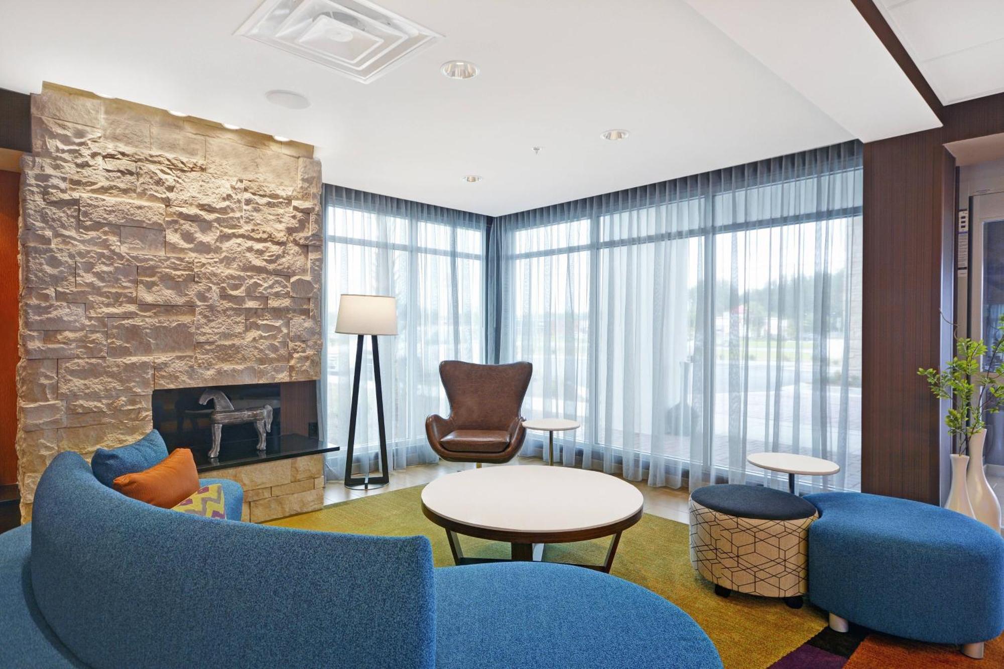 Fairfield Inn & Suites By Marriott Savannah Sw/Ричмонд-Хилл Экстерьер фото